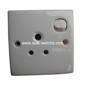 one gang 15A shuttered socket+one gang switch