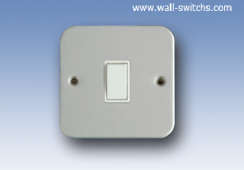 one gang one way/two way switch