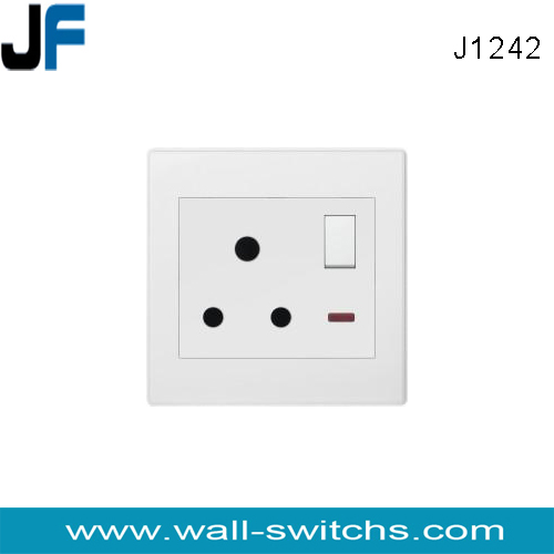 J1242 white colour Kuwait PC socket with switch
